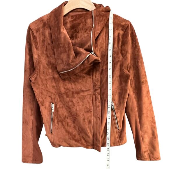 BLANKNYC Moto Jacket Womens M Rust Brown Faux Vegan Soft Suede Modern Boho Chic - Picture 10 of 16
